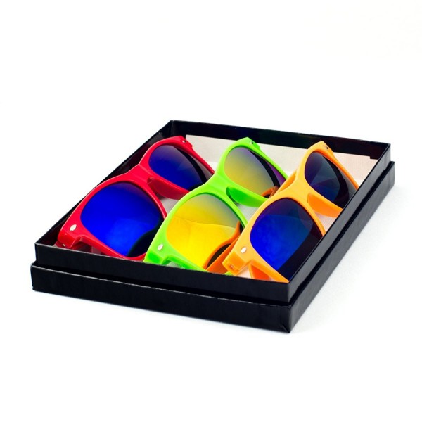Fashion Eyewear Classic Multi Color Sunglasses